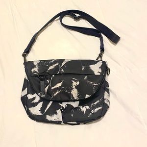 Lululemon all night festival bag 5L